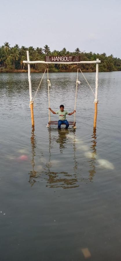 Hangout Kalyanpur Экстерьер фото