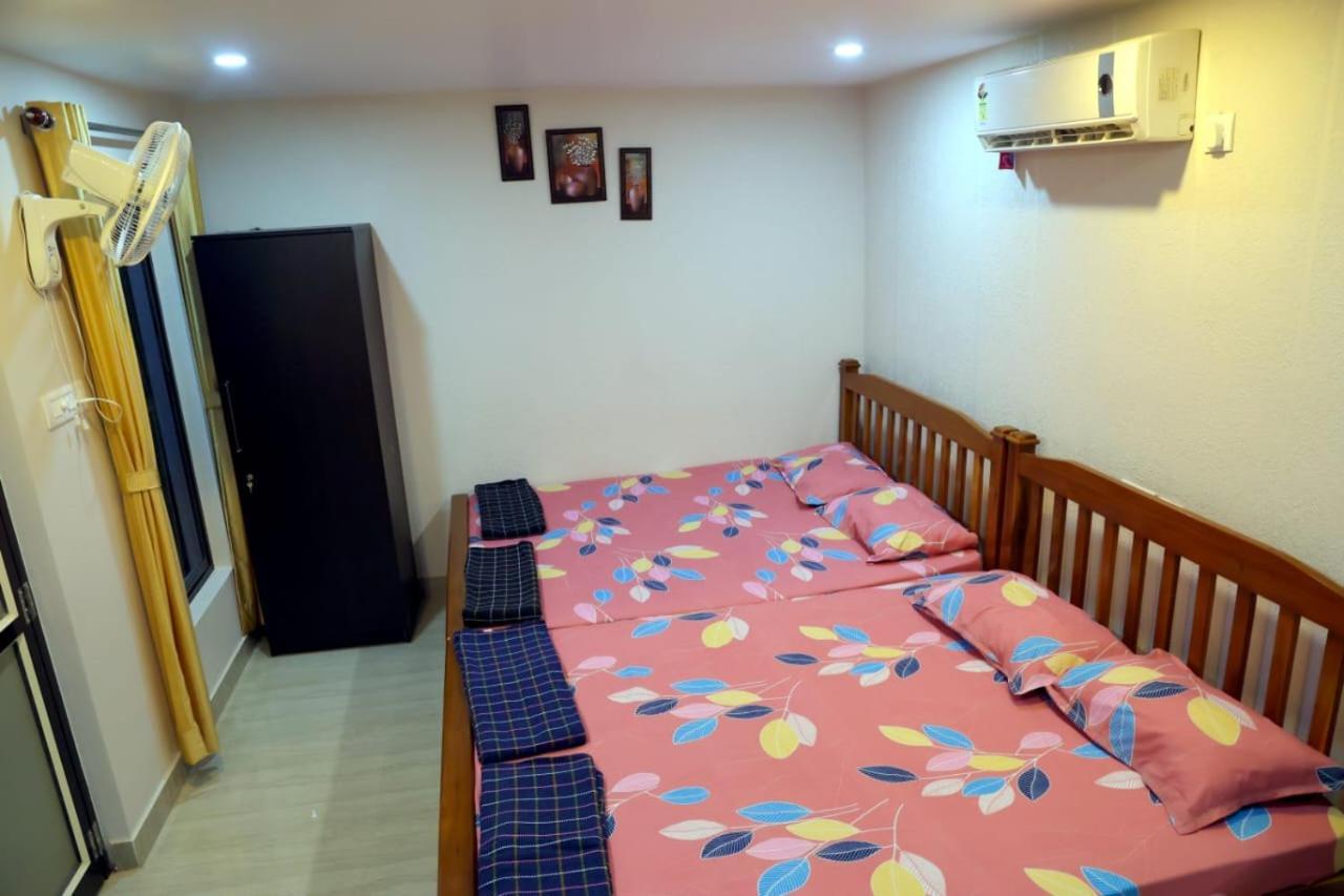 Hangout Kalyanpur Экстерьер фото